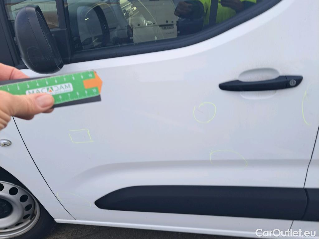  Citroen  Berlingo CITROEN  / 2018 / 4P / furgón derivado de turismo Talla M e- 50kWh CLUB #32