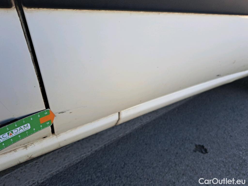  Fiat  Doblo FIAT Doblò Cargo/2015/4P/furgón derivado de turismo Cargo SX 1.6 Mjet 66kW (90CV) (AC) #35