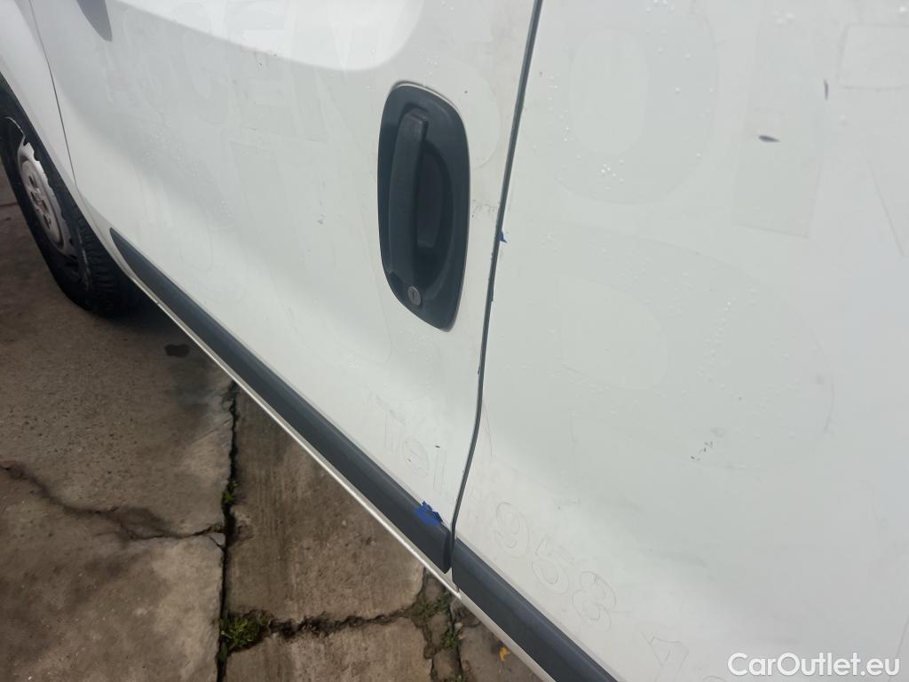  Citroen  Nemo CITROEN  VU 3p 1G furgón derivado de tu HDi 59KW (80CV) Furgón #19