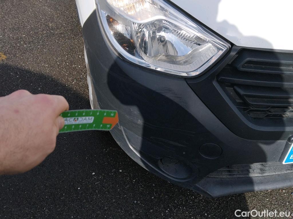  Dacia  Dokker DACIA  / 2013 / 4P / furgón derivado de turismo Van Essential Blue dCi 70kW (95CV) #25