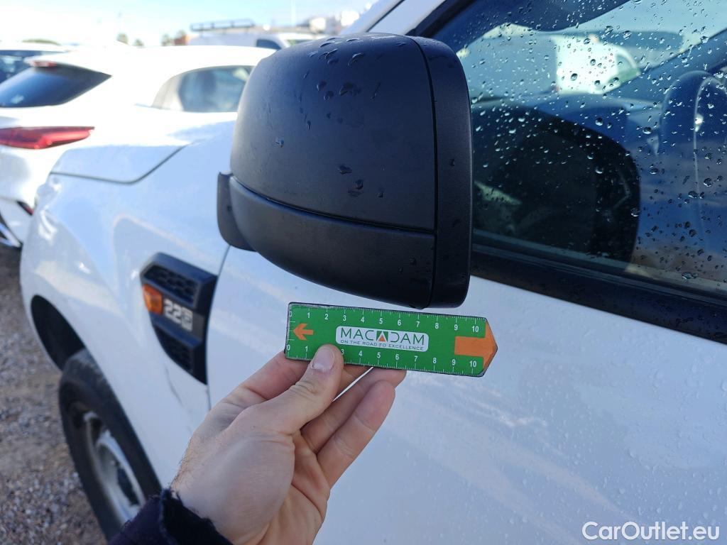  Ford  Ranger FORD  / 2011 / 4P / pickup doble cabina 2.2 TDCi 118kW 4x4 Doble Cab. XL S/S #54