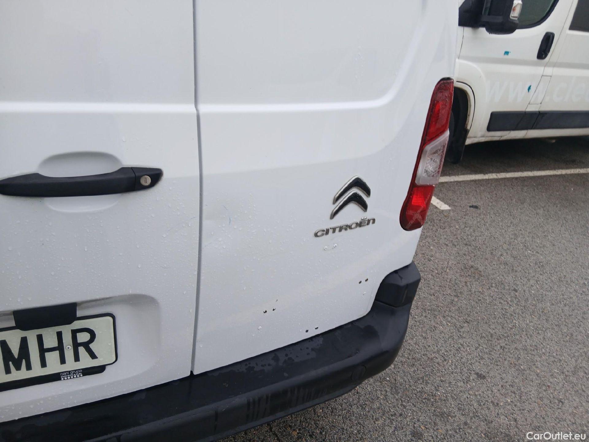  Citroen  Berlingo CITROEN  / 2018 / 4P / furgón derivado de turismo Talla M BlueHDi 100 #19