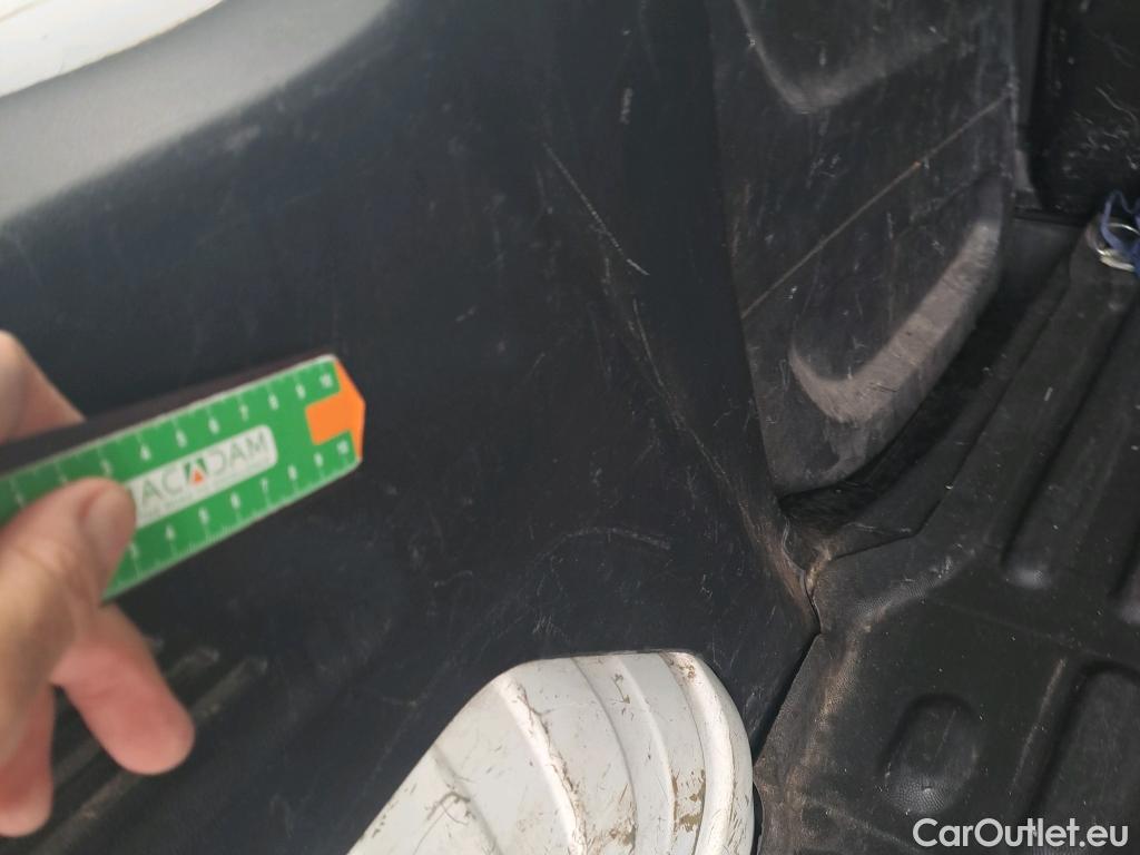  Citroen  Berlingo CITROEN  / 2018 / 4P / furgón derivado de turismo Talla M e- 50kWh CLUB #54