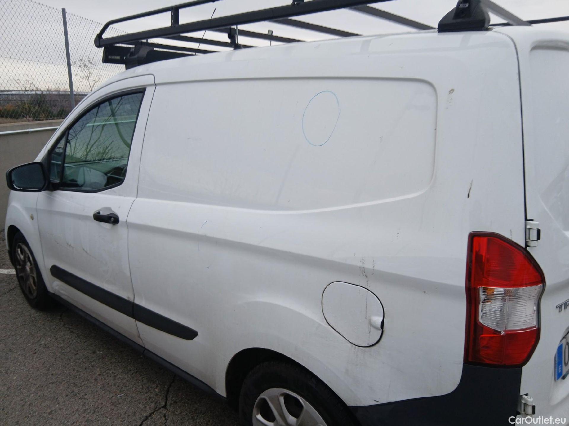  Ford  Transit FORD  Courier/2014/4P/furgón der.turis Van 1.5 TDCi 75kW Trend #9