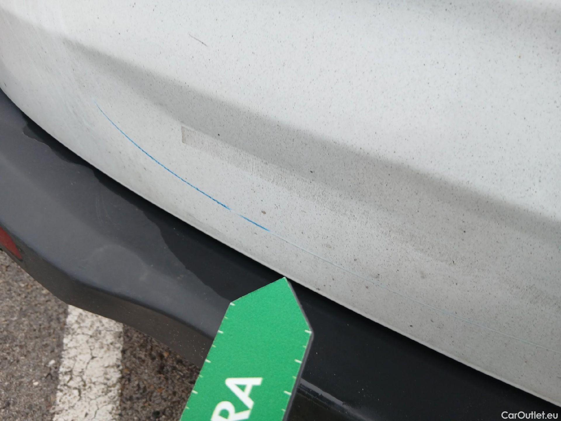  Ford  Transit FORD  Courier/2014/4P/furgón der.turis Van 1.5 TDCi 75kW Trend #17