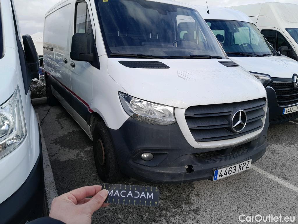  Mercedes  Sprinter MERCEDES-BENZ  / 2018 / 4P / furgón 311 CDI MEDIO 3.5T T. ALTO TD #34
