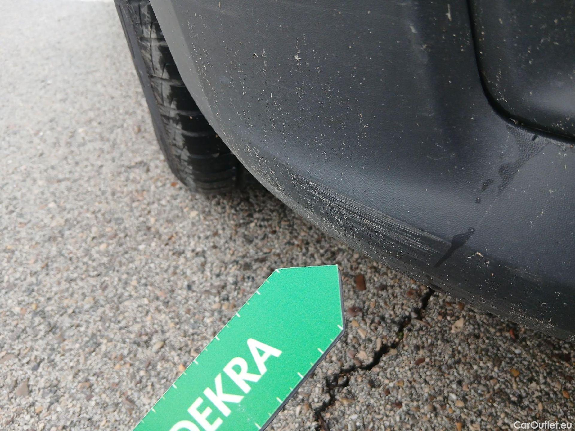  Ford  Transit FORD  Courier/2014/4P/furgón der.turis Van 1.5 TDCi 75kW Trend #6