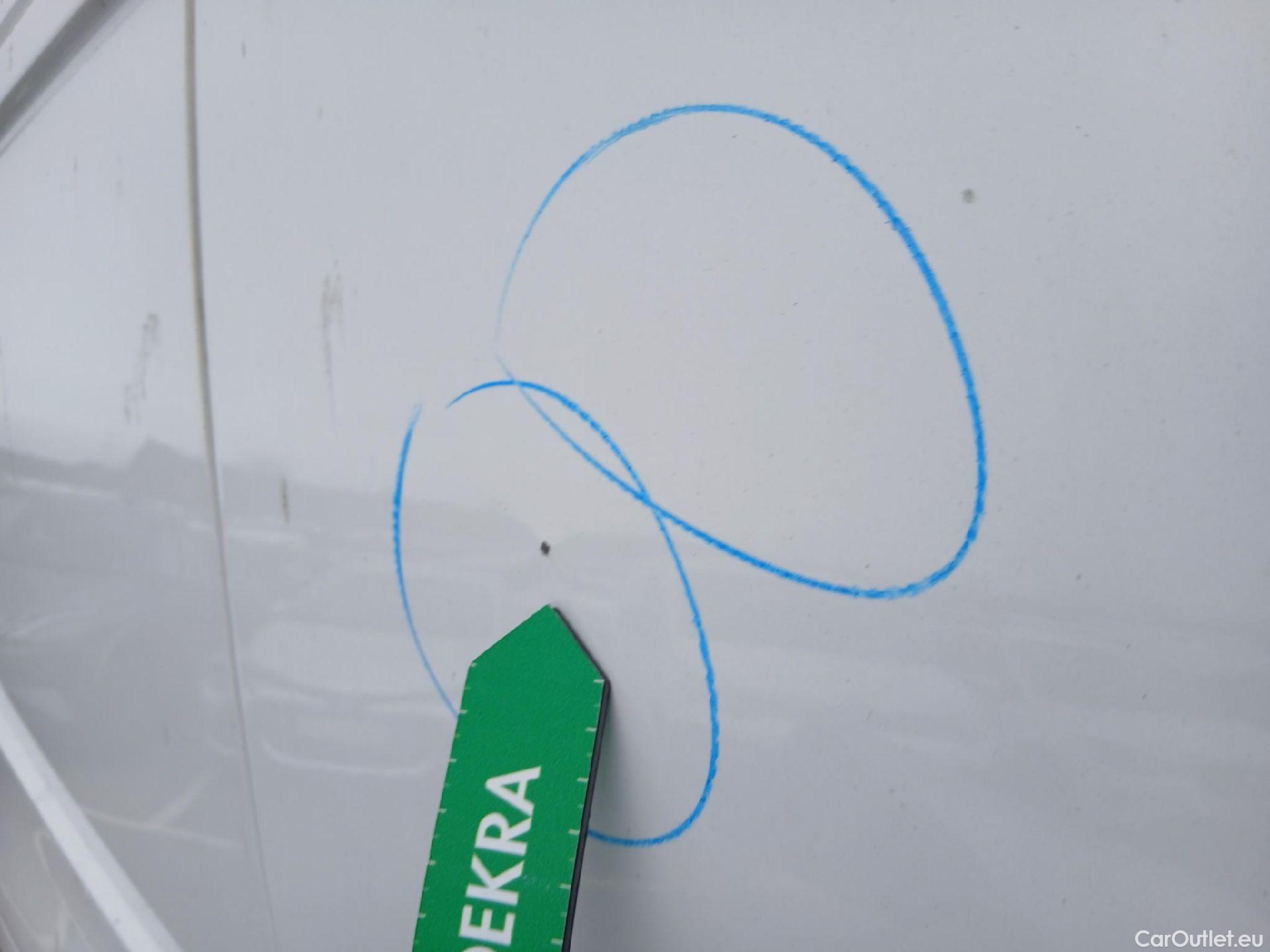  Ford  Transit FORD  Courier/2014/4P/furgón der.turis Van 1.5 TDCi 75kW Trend #24