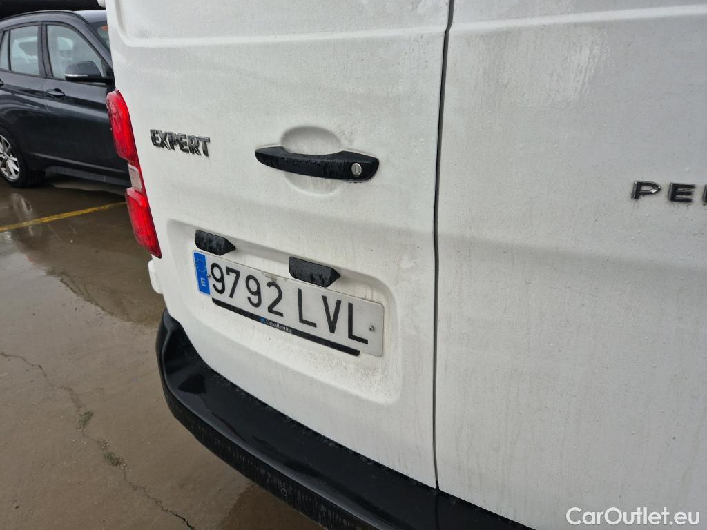  Peugeot  Expert PEUGEOT  / 2016 / 4P / furgón Furgón Premium 1.5 BlueHDi 100 Standard (AC) #28