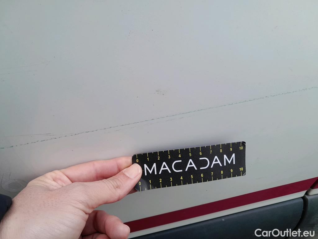  Mercedes  Sprinter MERCEDES-BENZ  / 2018 / 4P / furgón 311 CDI MEDIO 3.5T T. ALTO TD #19