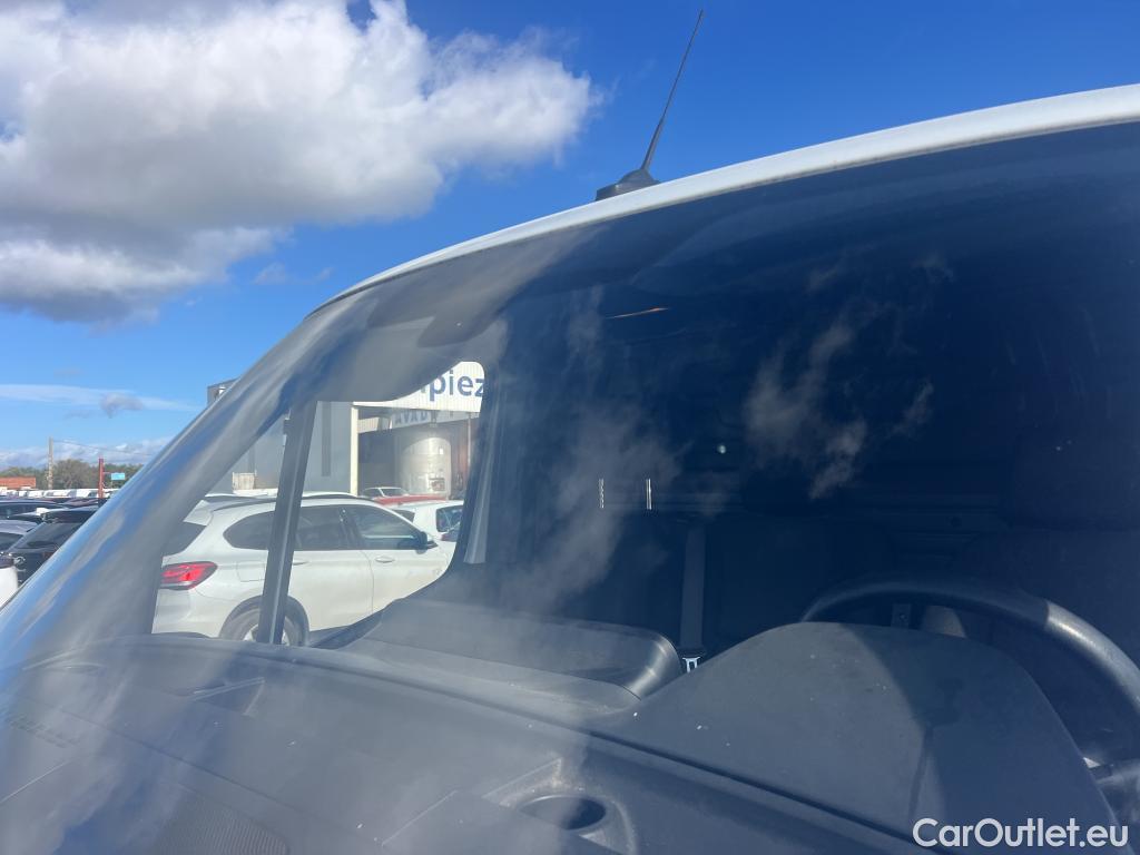  Mercedes  Sprinter MERCEDES-BENZ  / 2018 / 4P / furgón 311 CDI MEDIO 3.5T T. ALTO #1