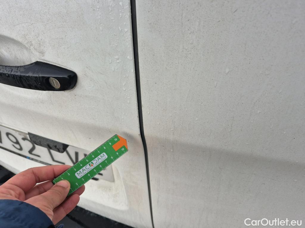  Peugeot  Expert PEUGEOT  / 2016 / 4P / furgón Furgón Premium 1.5 BlueHDi 100 Standard (AC) #29