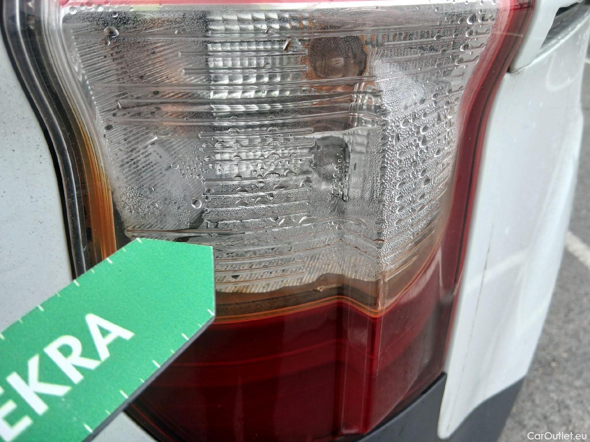  Ford  Transit FORD  Courier/2014/4P/furgón der.turis Van 1.5 TDCi 75kW Trend #16