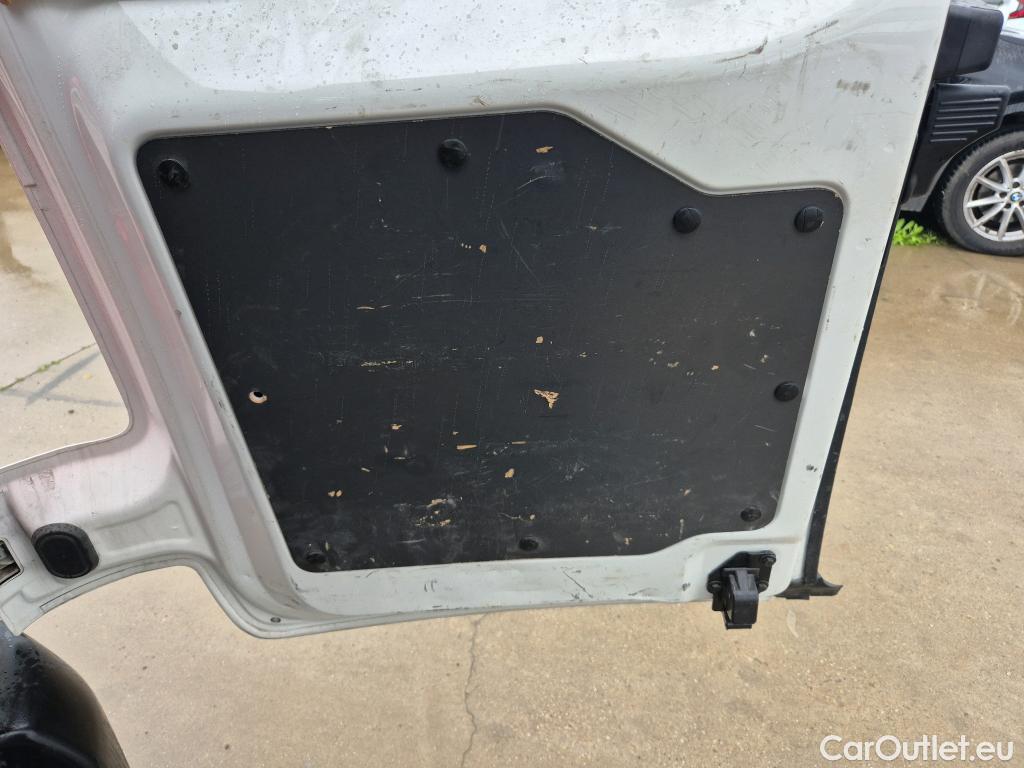  Peugeot  Expert PEUGEOT  / 2016 / 4P / furgón Furgón Premium 1.5 BlueHDi 100 Standard (AC) #12