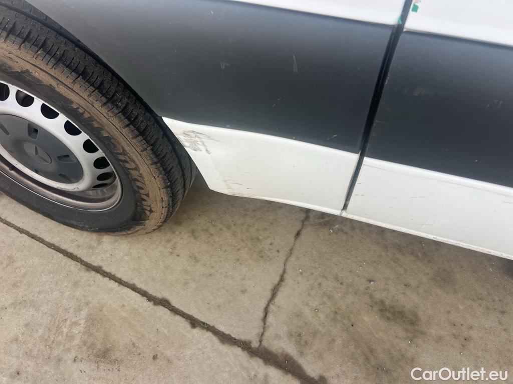  Mercedes  Sprinter MERCEDES-BENZ  / 2018 / 4P / furgón 311 CDI MEDIO 3.5T T. ALTO #5