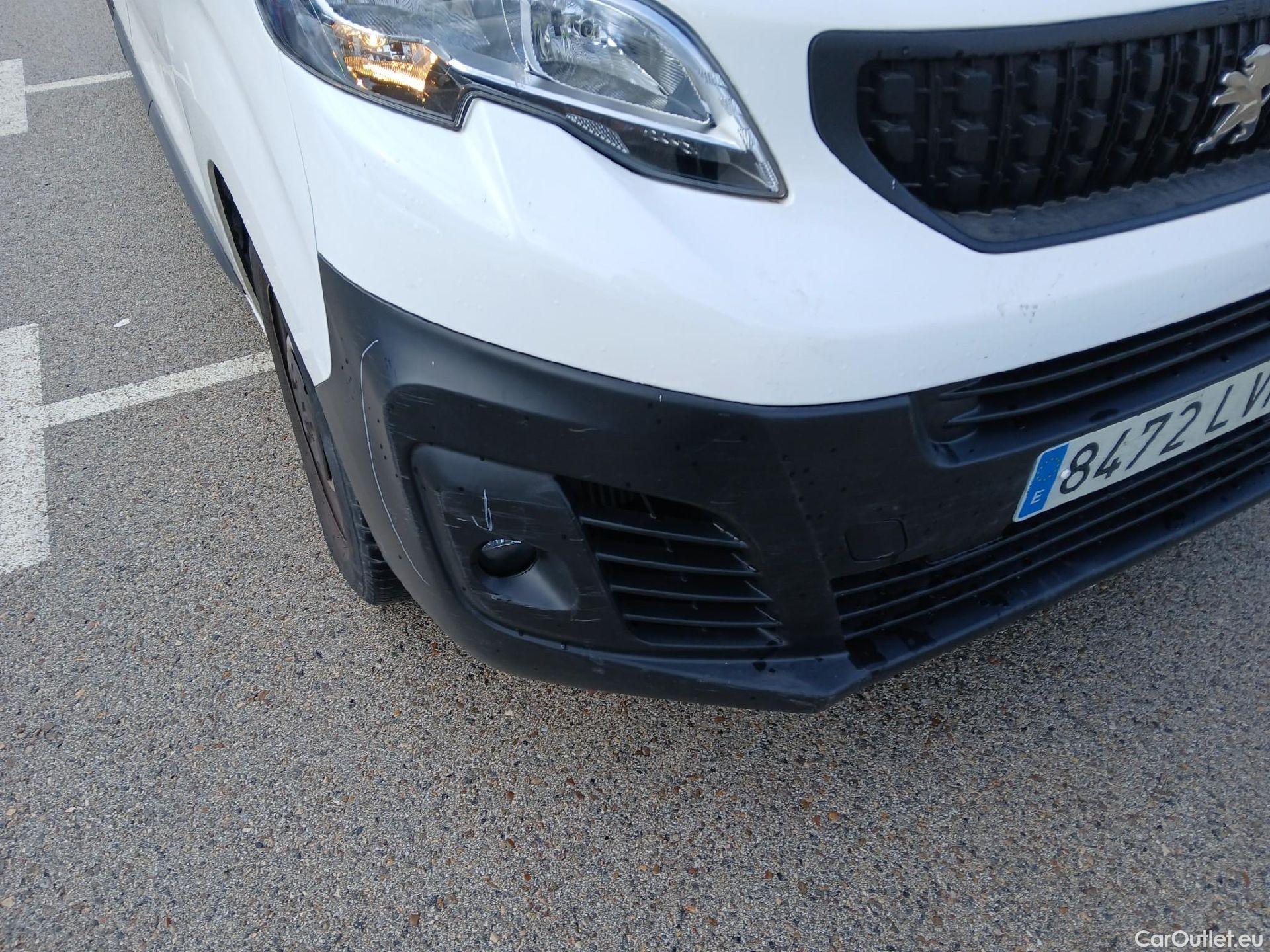  Peugeot  Expert PEUGEOT  / 2016 / 4P / furgón Furgón Premium 1.5 BlueHDi 100 Standard (AC) #14