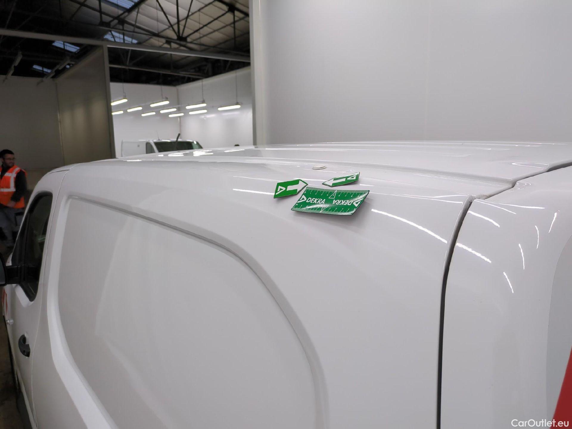  Citroen  Berlingo  Fourgon Worker M 1000 1.2 PureTech 130CV BVA8 E6d #18