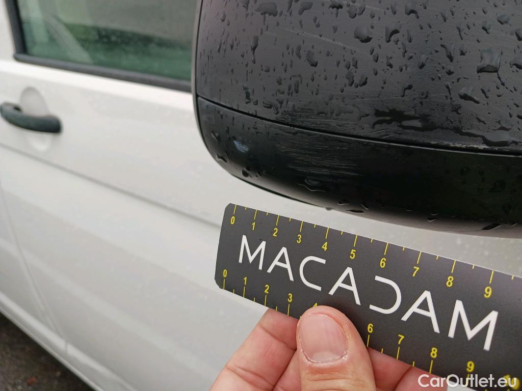  Land Rover  Discovery VOLKSWAGEN Transporter / 2020 / 4P / furgón Furgón Corto TN 2.0 TDI 110kW 4MO #54