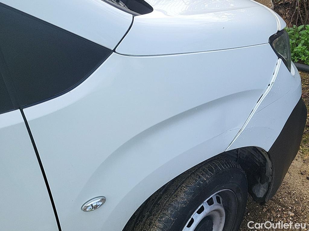  Peugeot  Partner PEUGEOT  / 2018 / 3P / furgón derivado de turismo Pro Standard 600kg BlueHDi 73kW (AC) #21