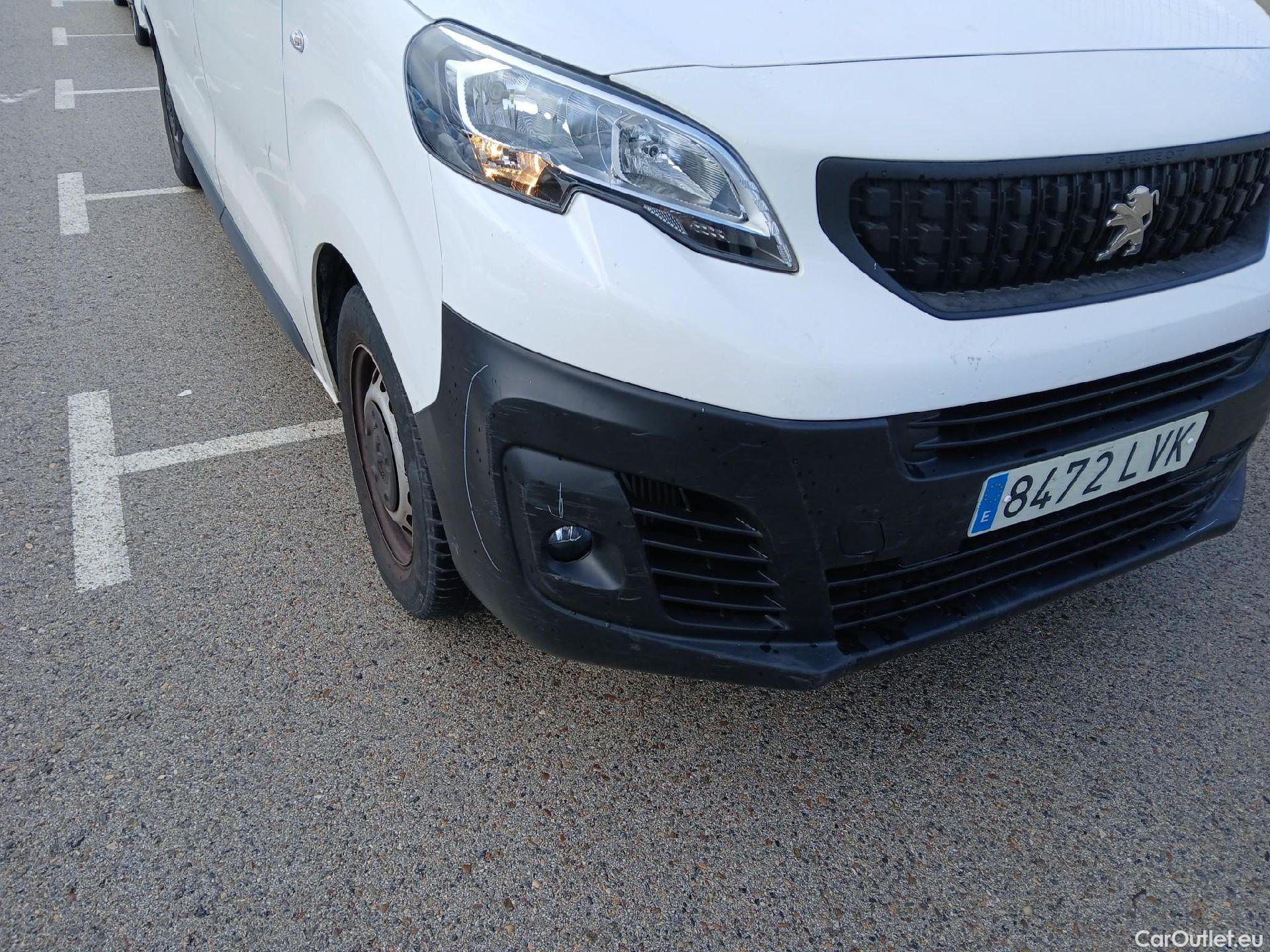  Peugeot  Expert PEUGEOT  / 2016 / 4P / furgón Furgón Premium 1.5 BlueHDi 100 Standard (AC) #13