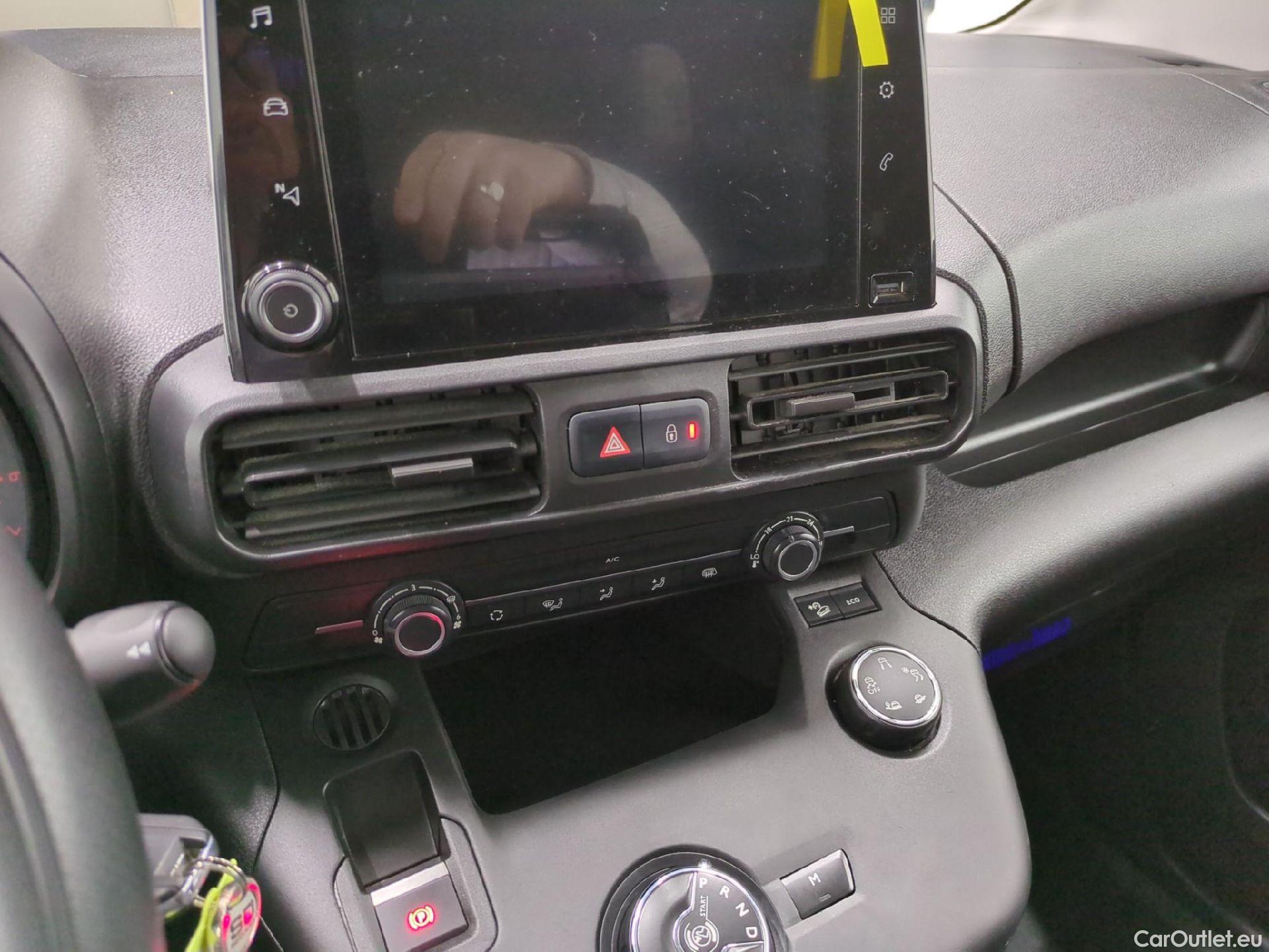  Citroen  Berlingo  Fourgon Worker M 1000 1.2 PureTech 130CV BVA8 E6d #1