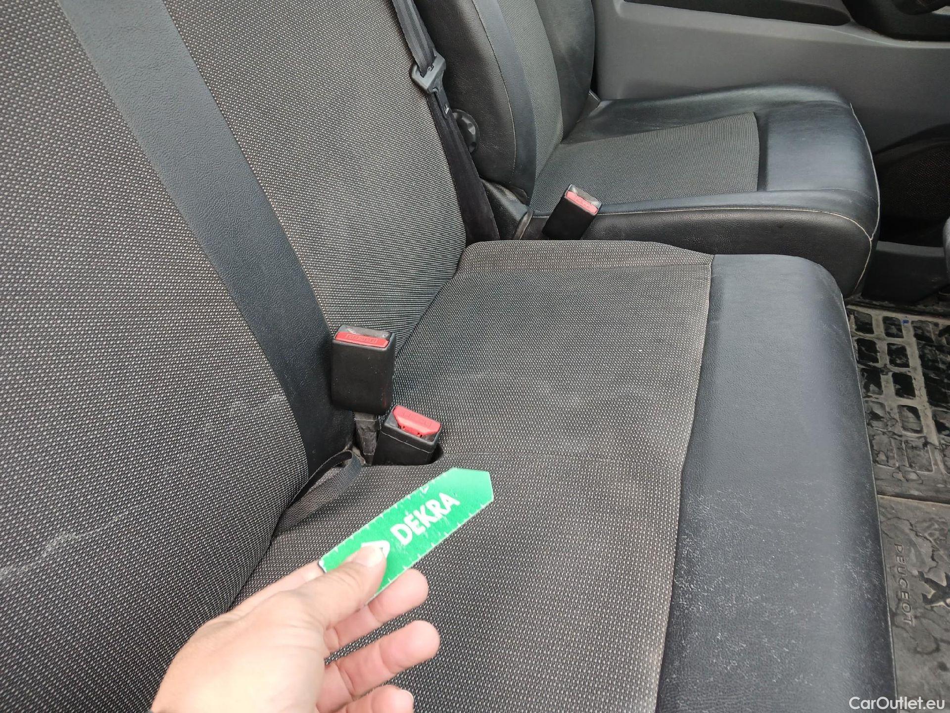  Peugeot  Expert PEUGEOT  / 2016 / 4P / furgón Furgón Premium 1.5 BlueHDi 100 Standard (AC) #2