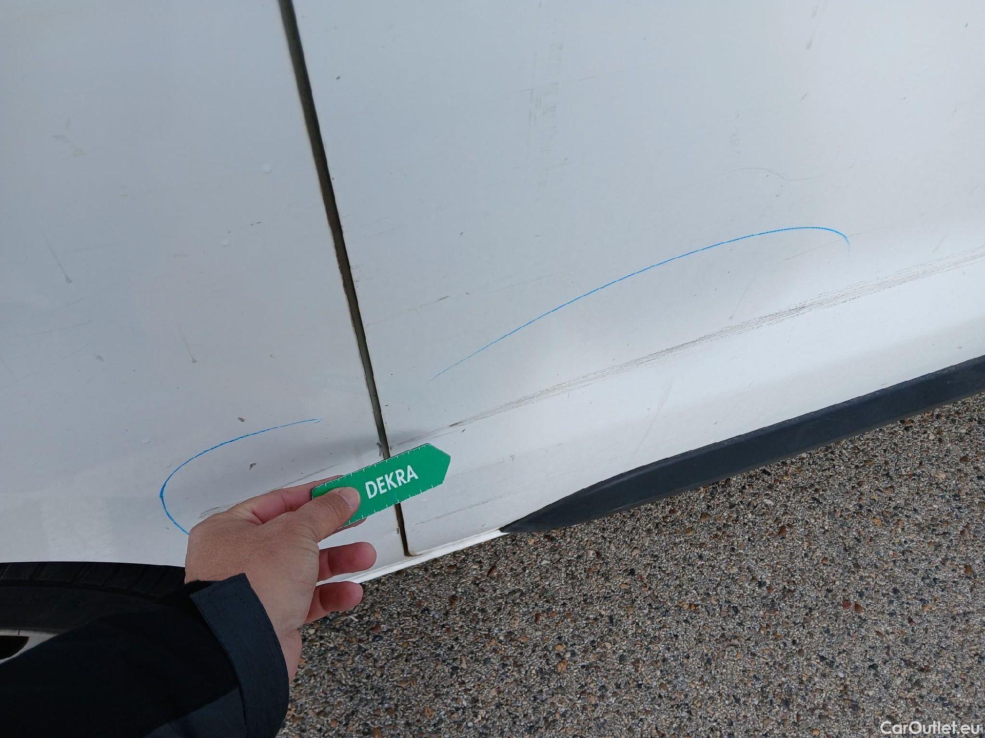  Peugeot  Expert PEUGEOT  / 2016 / 4P / furgón Furgón Premium 1.5 BlueHDi 100 Standard (AC) #33