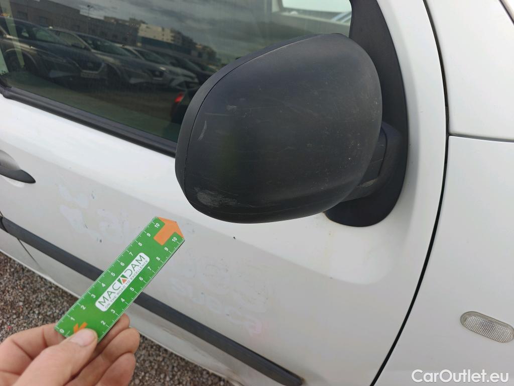  Renault  Kangoo RENAULT  FURGÓN VU 3p 2G furgón deriv Profesional 2014 dCi 75 Gen5 #89