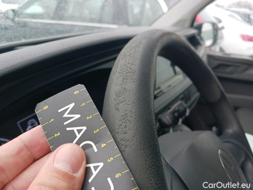  Land Rover  Discovery VOLKSWAGEN Transporter / 2020 / 4P / furgón Furgón Corto TN 2.0 TDI 110kW 4MO #35