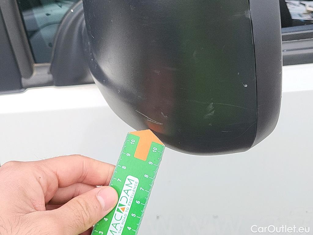  Peugeot  Partner PEUGEOT  / 2018 / 3P / furgón derivado de turismo Pro Standard 600kg BlueHDi 73kW (AC) #57