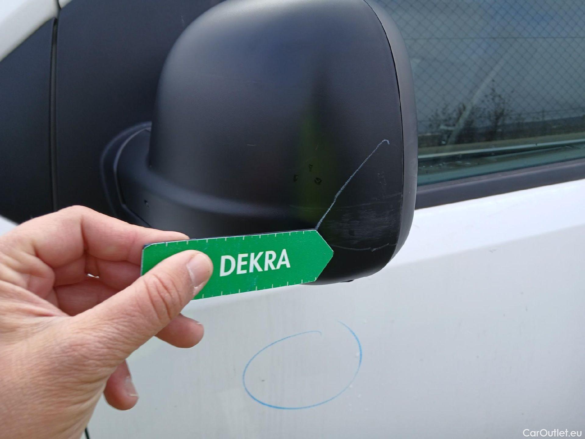  Peugeot  Expert PEUGEOT  / 2016 / 4P / furgón Furgón Premium 1.5 BlueHDi 100 Standard (AC) #21