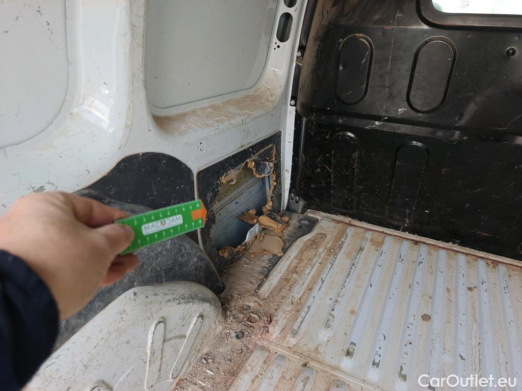  Renault  Kangoo RENAULT  FURGÓN VU 3p 2G furgón deriv Profesional 2014 dCi 75 Gen5 #83