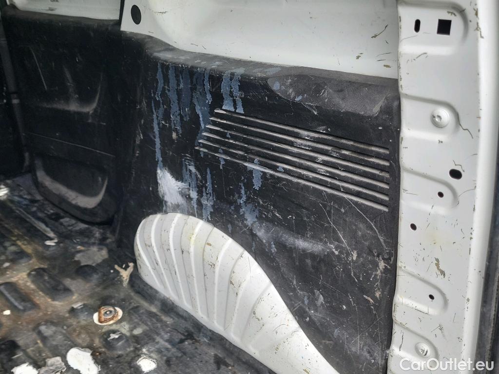  Peugeot  Partner PEUGEOT  / 2018 / 3P / furgón derivado de turismo Pro Standard 600kg BlueHDi 73kW (AC) #5