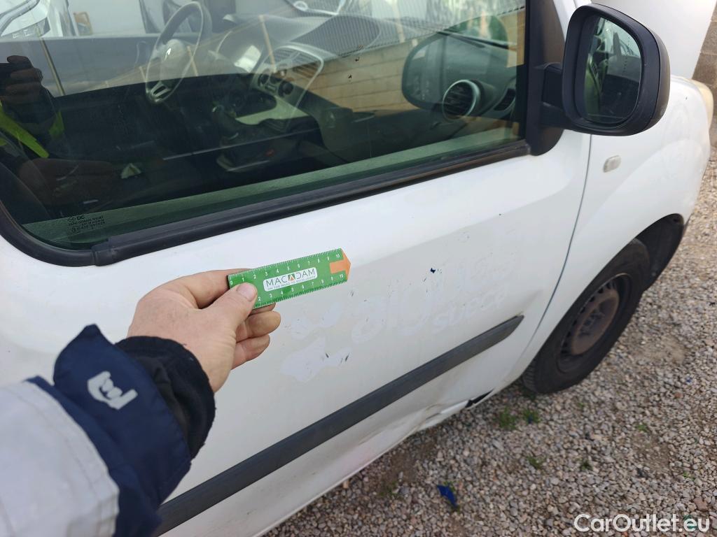  Renault  Kangoo RENAULT  FURGÓN VU 3p 2G furgón deriv Profesional 2014 dCi 75 Gen5 #17