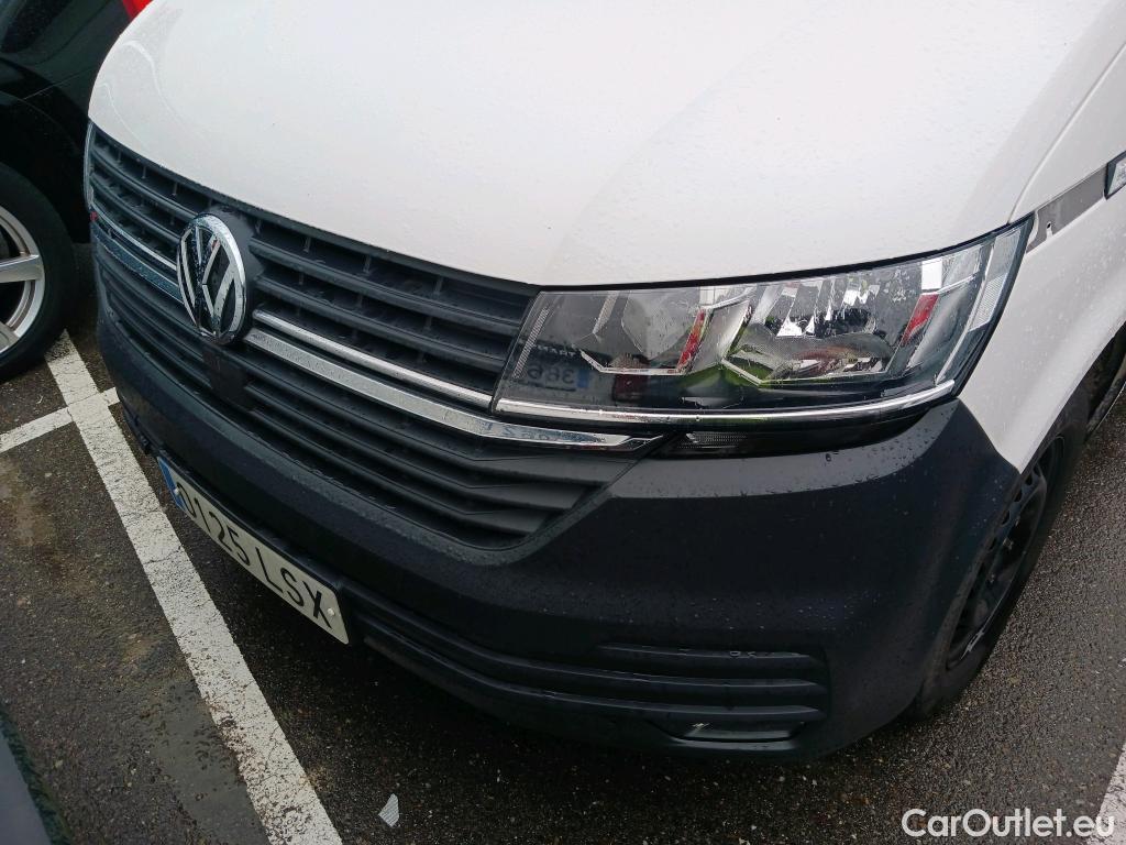  Land Rover  Discovery VOLKSWAGEN Transporter / 2020 / 4P / furgón Furgón Corto TN 2.0 TDI 110kW 4MO #55