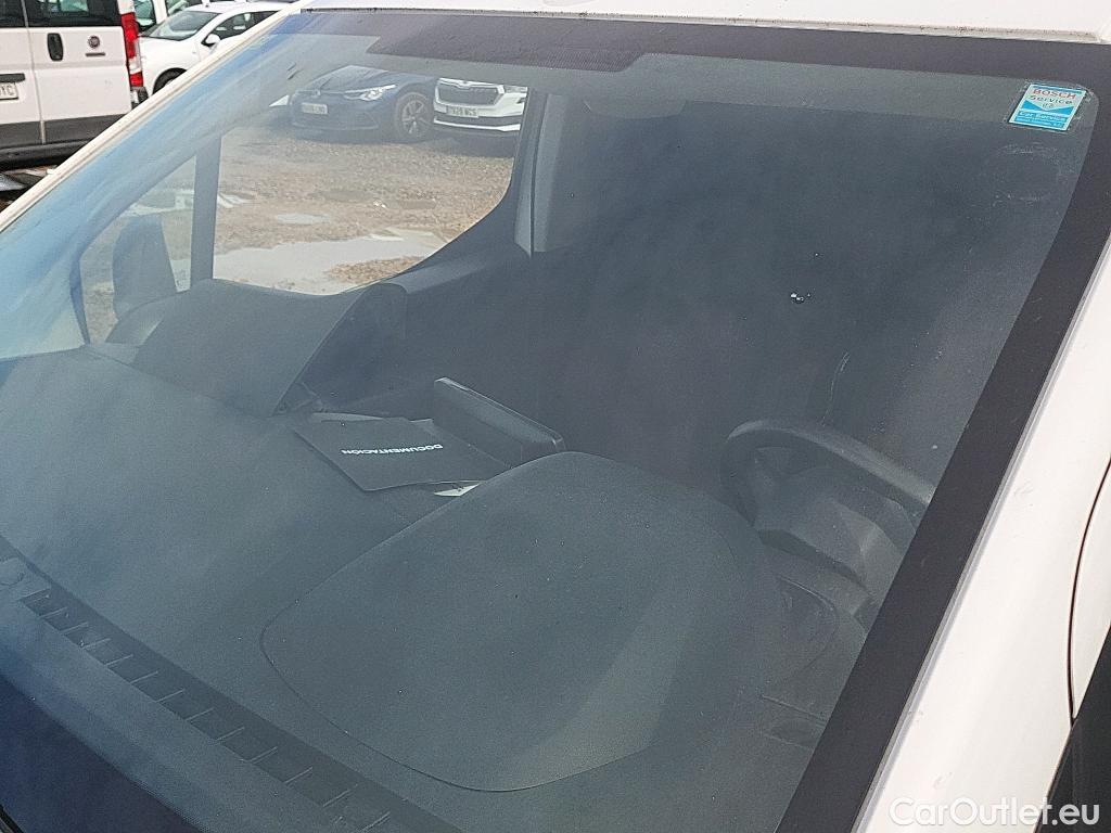  Peugeot  Partner PEUGEOT  / 2018 / 3P / furgón derivado de turismo Pro Standard 600kg BlueHDi 73kW (AC) #3