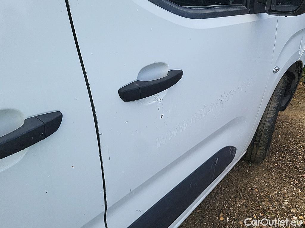  Peugeot  Partner PEUGEOT  / 2018 / 3P / furgón derivado de turismo Pro Standard 600kg BlueHDi 73kW (AC) #25