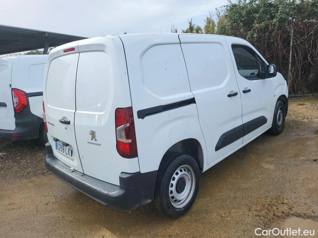  Peugeot  Partner PEUGEOT  / 2018 / 3P / furgón derivado de turismo Pro Standard 600kg BlueHDi 73kW (AC) #35