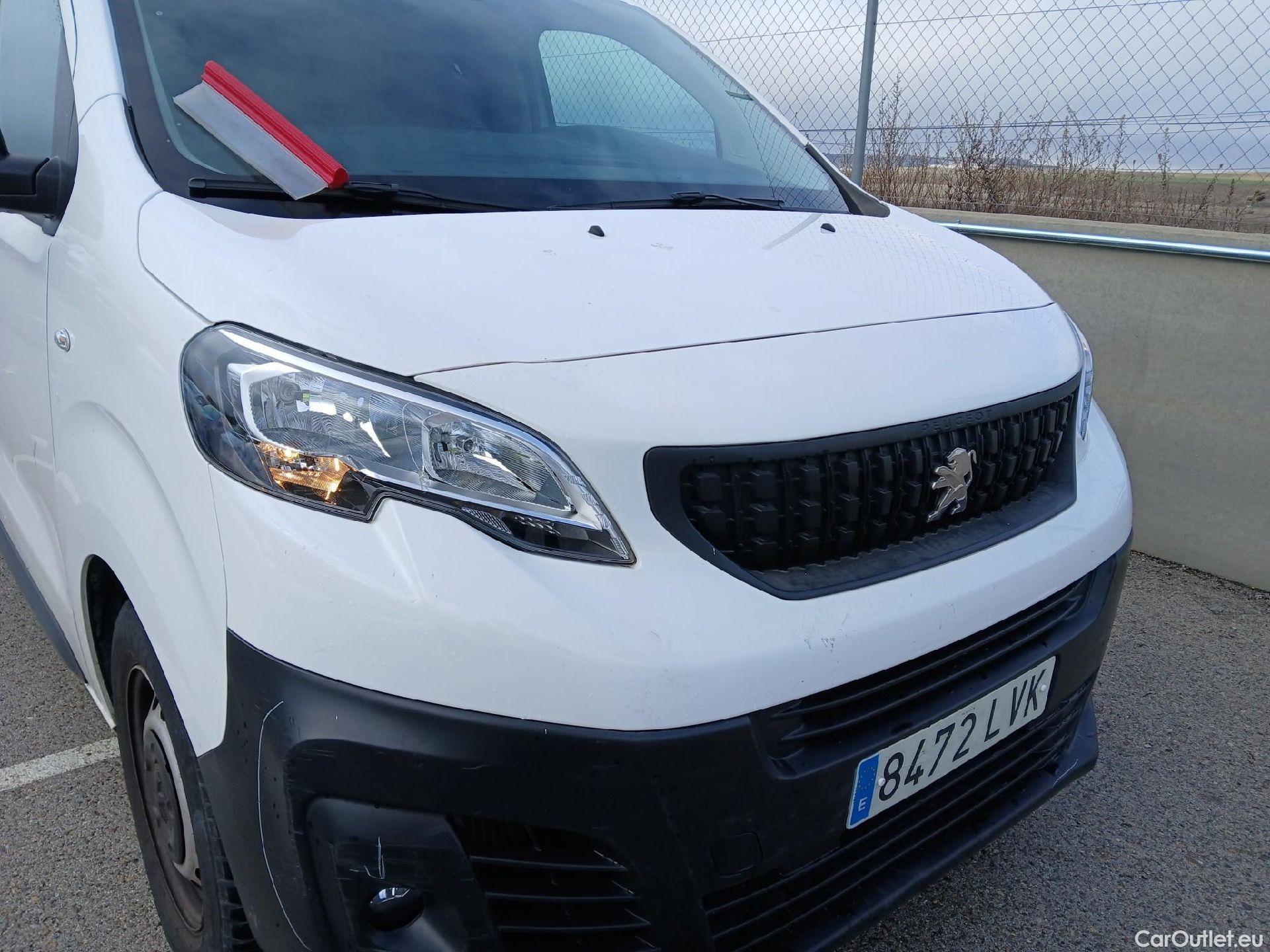  Peugeot  Expert PEUGEOT  / 2016 / 4P / furgón Furgón Premium 1.5 BlueHDi 100 Standard (AC) #11