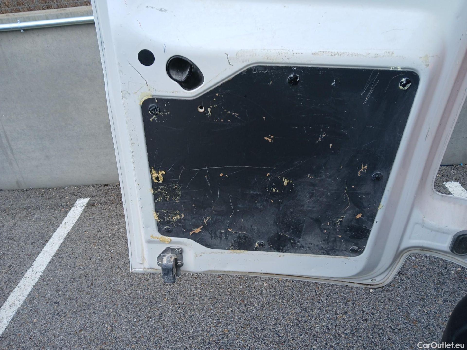  Peugeot  Expert PEUGEOT  / 2016 / 4P / furgón Furgón Premium 1.5 BlueHDi 100 Standard (AC) #4