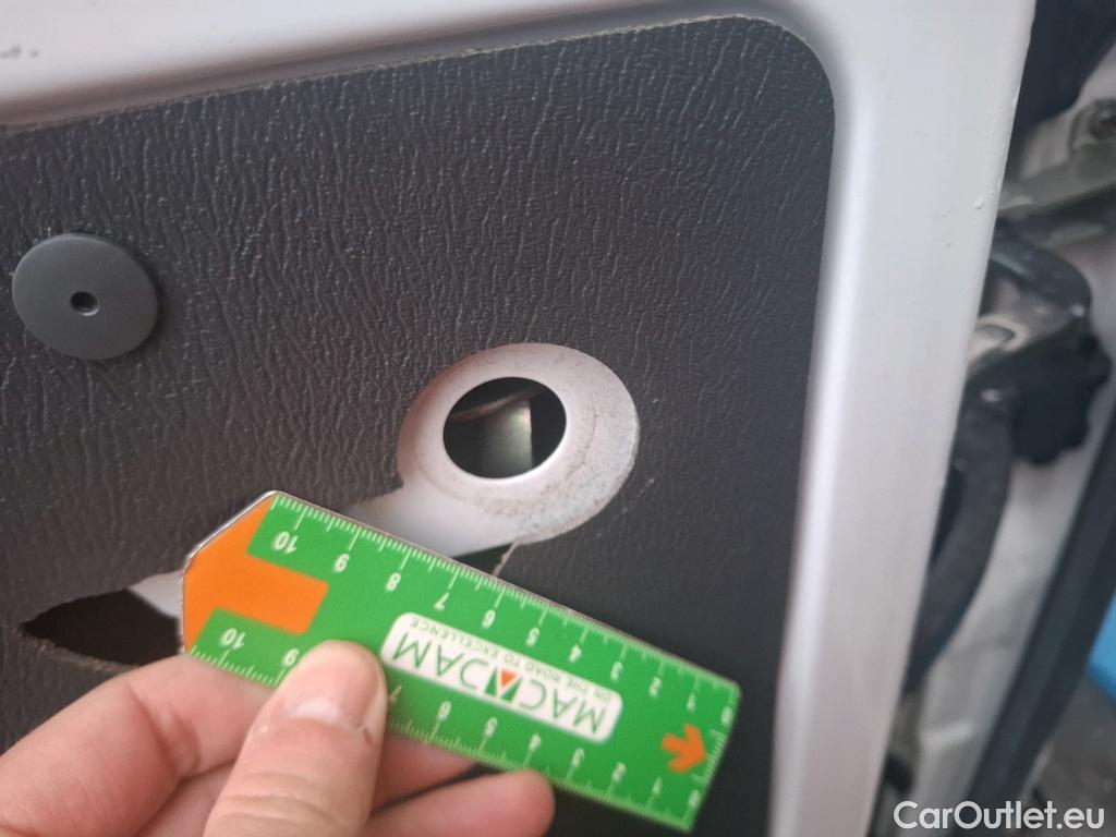  Peugeot  Boxer  Fourgon Surélevé 335 L3H2 Asphalt BlueHDi 165 Stop&Start 2.2 165CV BVM6 #19