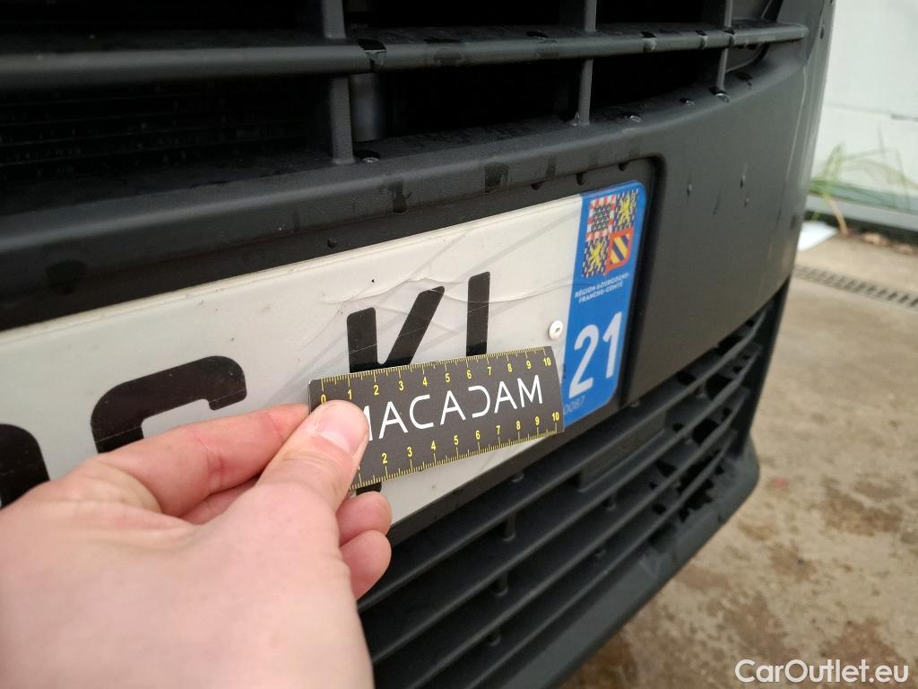  Peugeot  Partner PEUGEOT  / 2018 / 4P / Fourgonnette BLUEHDI 130 S&S EAT8 950KG LONG ASPHALT #20