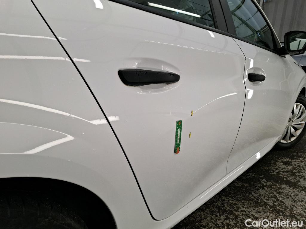  Peugeot  208  Premium 1.5 HDi 100CV BVM6 E6d #4