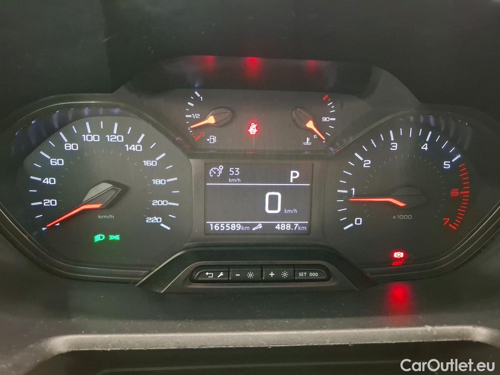  Peugeot  Partner PEUGEOT  / 2018 / 4P / Fourgonnette BLUEHDI 130 S&S EAT8 950KG LONG ASPHALT #21