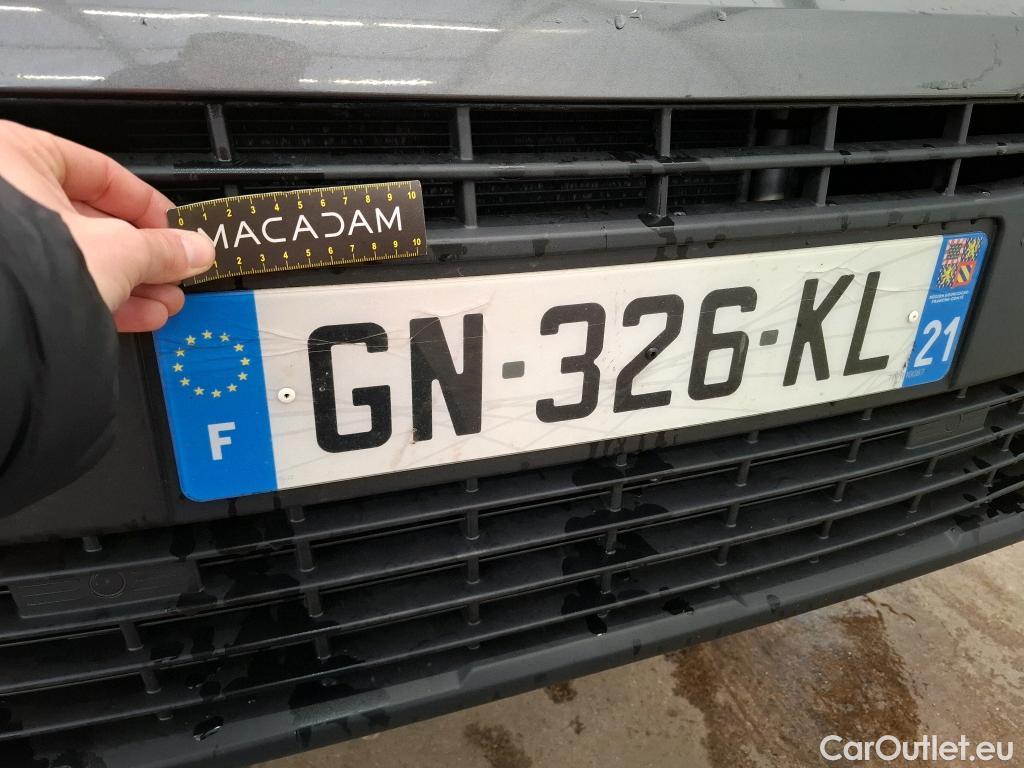  Peugeot  Partner PEUGEOT  / 2018 / 4P / Fourgonnette BLUEHDI 130 S&S EAT8 950KG LONG ASPHALT #18