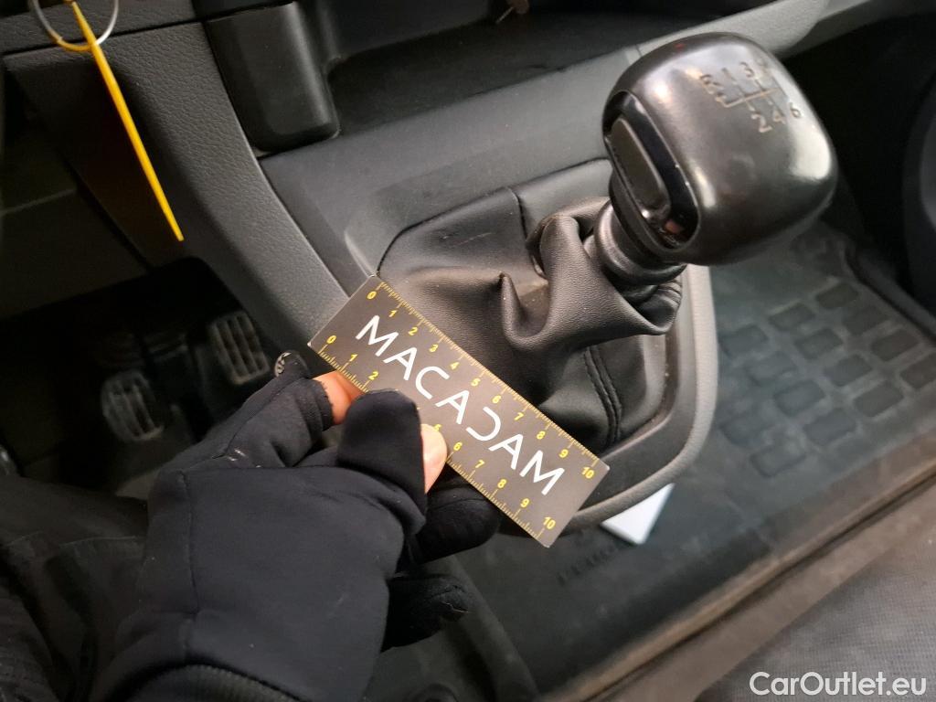  Peugeot  Expert  Fourgon Premium L2 2.0 HDi 120CV BVM6 E6 #49