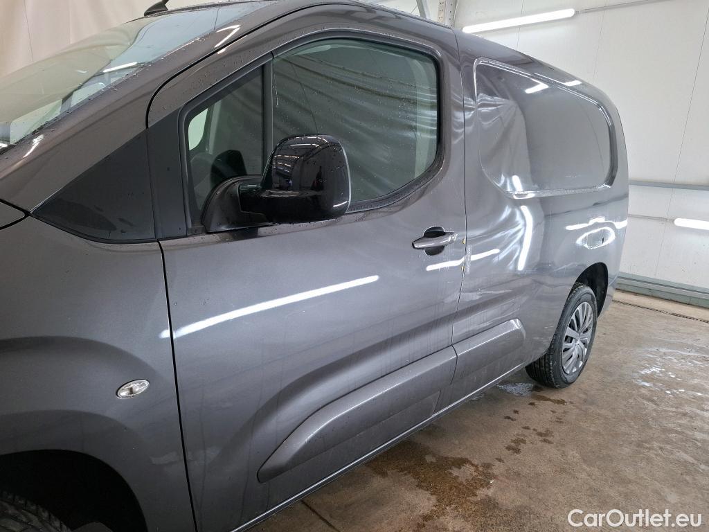  Peugeot  Partner PEUGEOT  / 2018 / 4P / Fourgonnette BLUEHDI 130 S&S EAT8 950KG LONG ASPHALT #10