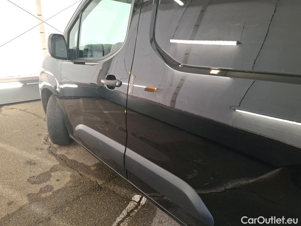  Citroen  Berlingo  Fourgon Club M 1000 1.5 BlueHDi 130CV BVA8 E6dT #32