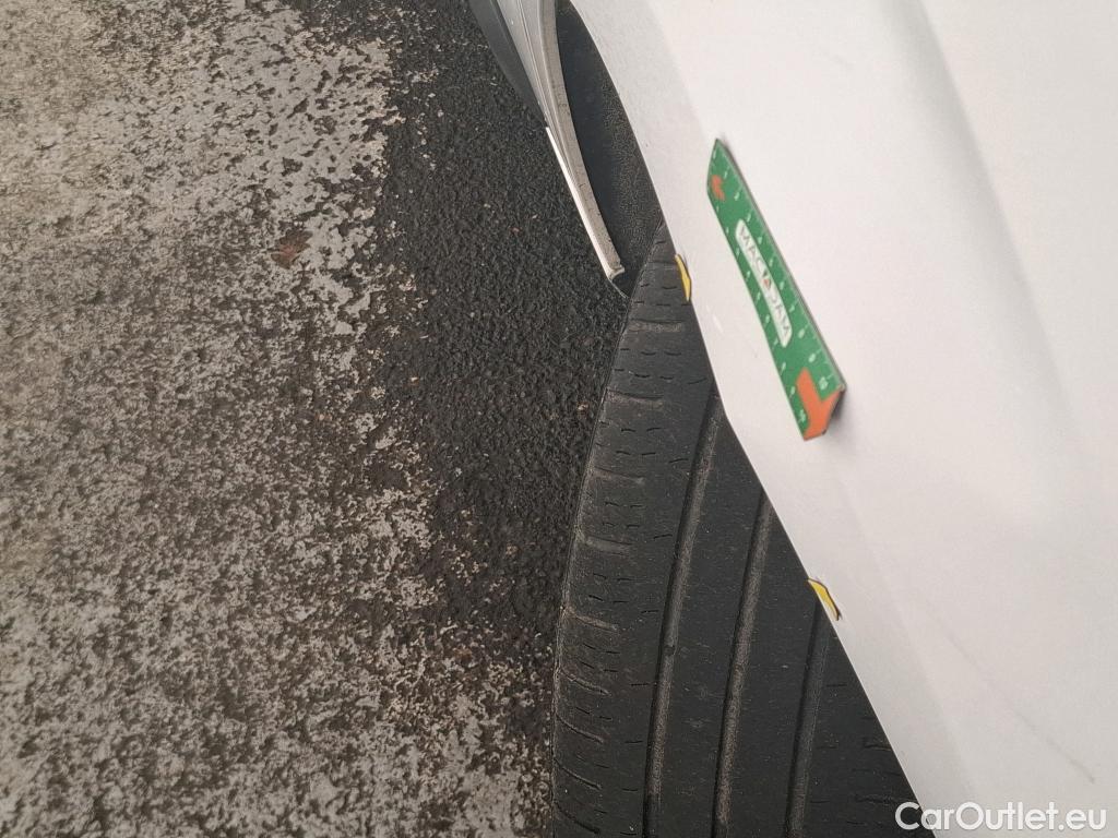  Citroen  Jumpy  Fourgon Club M 1.5 BlueHDi 100CV BVM6 E6d #19