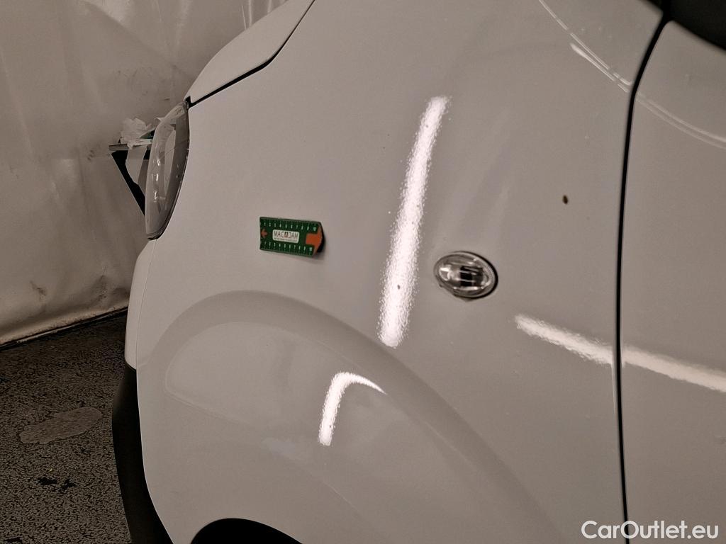  Peugeot  Expert  Fourgon Asphalt L3 2.0 HDi 120CV BVM6 E6d #16